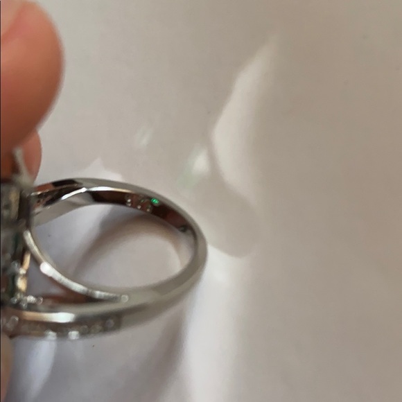 925 sterling silver Luxury Cubic Zircon Stone Ring - Picture 5 of 6